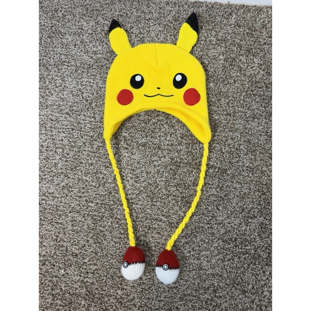 Pokemon Pikachu Beanie Hat Yellow Pokeballs Nintendo 2015